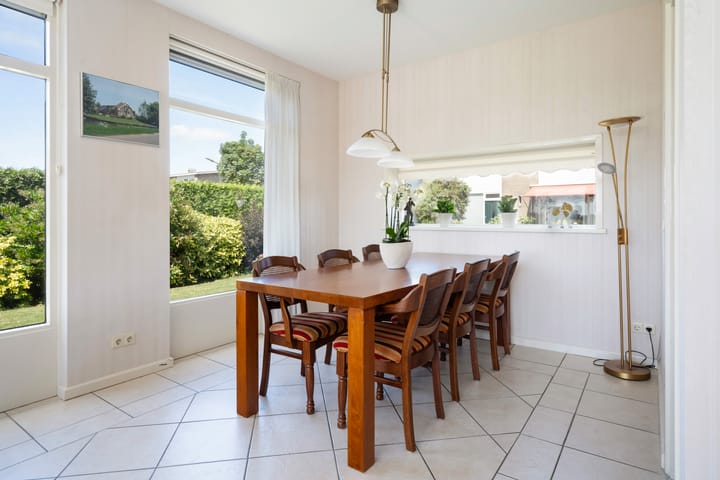 Foto 16 van Meidoornlaan 6