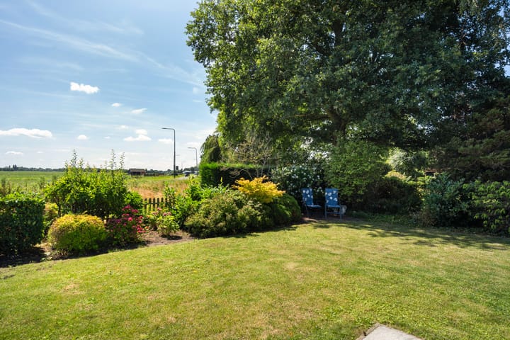 Foto 40 van Meidoornlaan 6