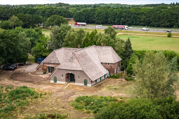 Photo 4 of Schrijversweg 2