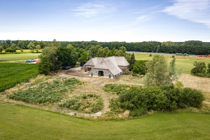 Photo 8 of Schrijversweg 2