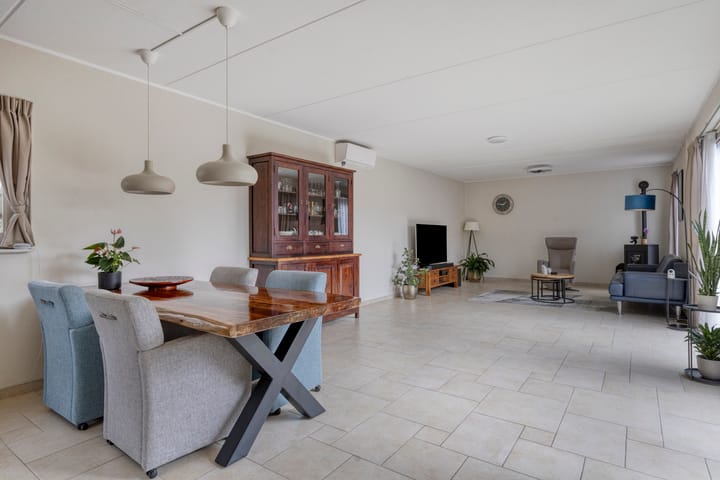 Foto 11 van Brochestraat 5