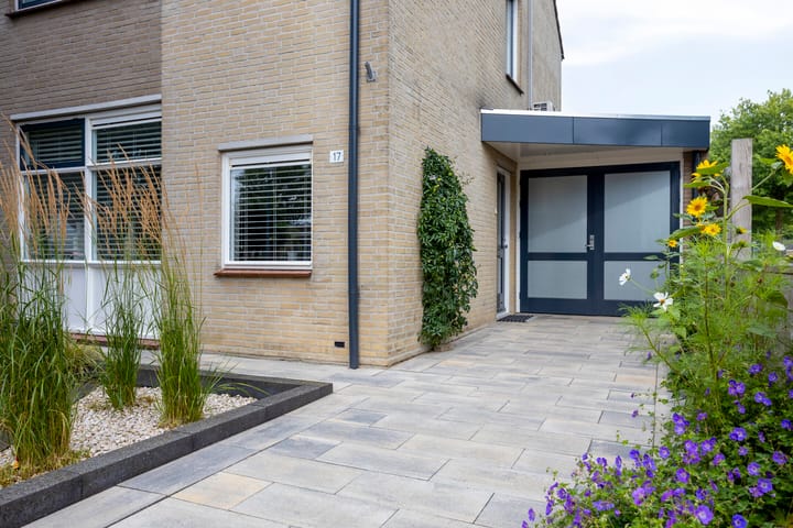 Photo 7 of Melkdam 17