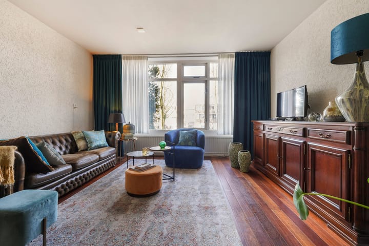 Foto 2 van Koebergstraat 15