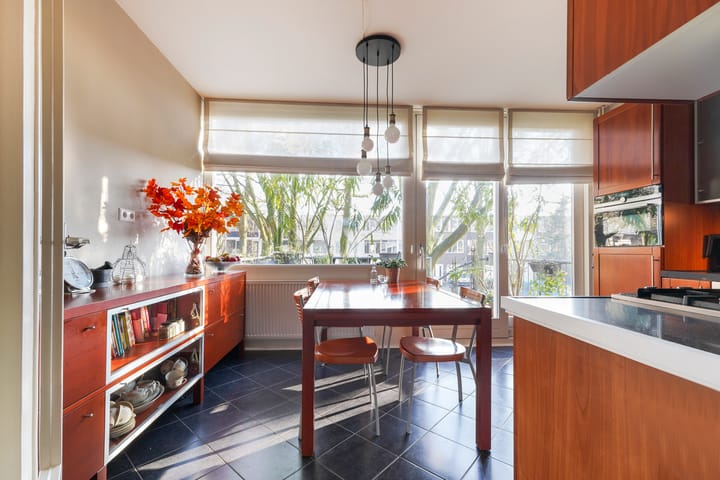 Foto 22 van Koebergstraat 15