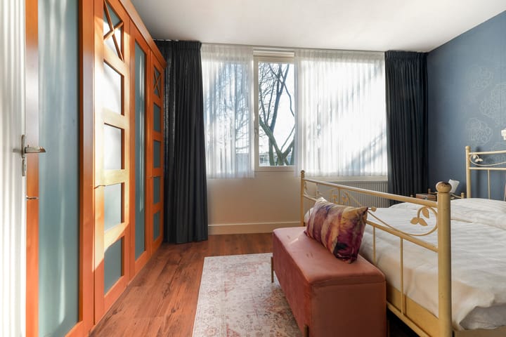 Foto 25 van Koebergstraat 15