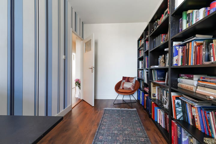 Foto 32 van Koebergstraat 15