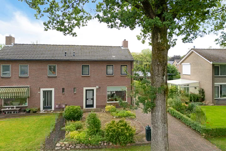 Foto 2 van Veldakkersweg 18