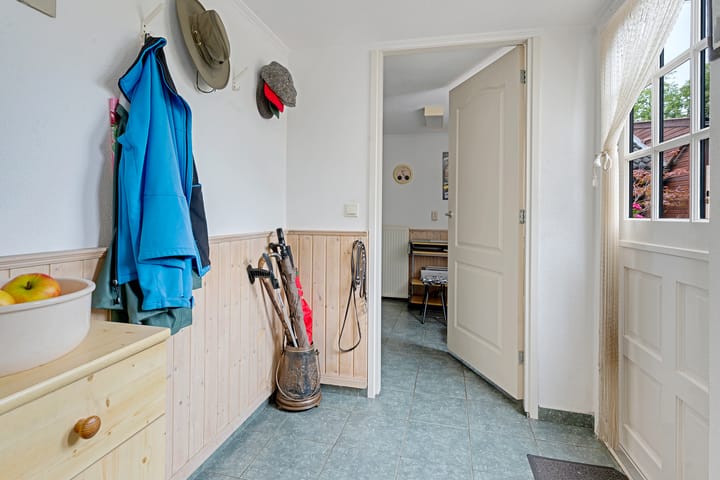 Foto 18 van Veldakkersweg 18