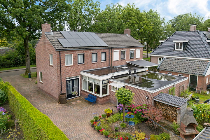 Foto 42 van Veldakkersweg 18