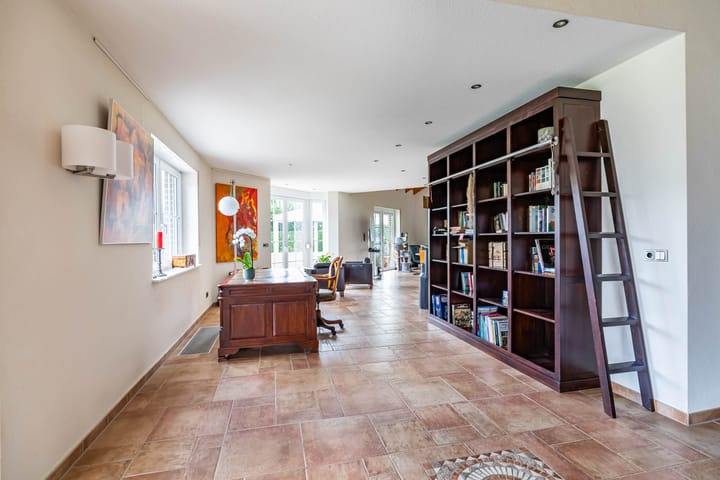 Photo 37 of Groenelaan 6