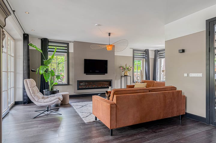 Photo 17 of Refter 12