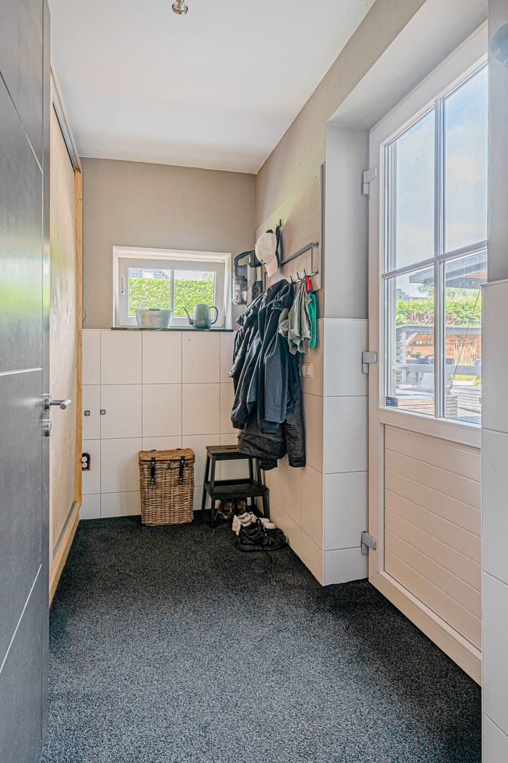 Photo 31 of Refter 12