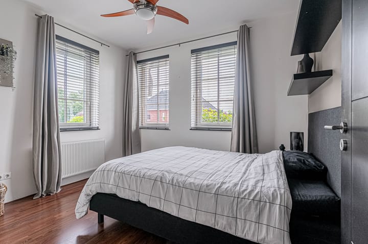 Photo 35 of Refter 12