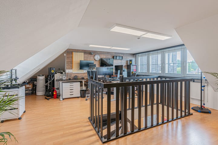 Photo 60 of Refter 12