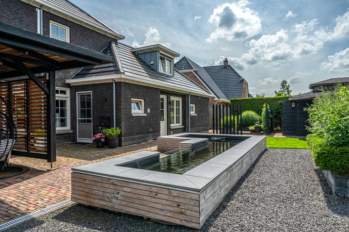 Photo 76 of Refter 12