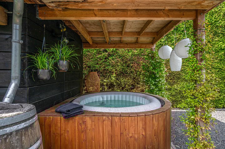 Photo 82 of Refter 12