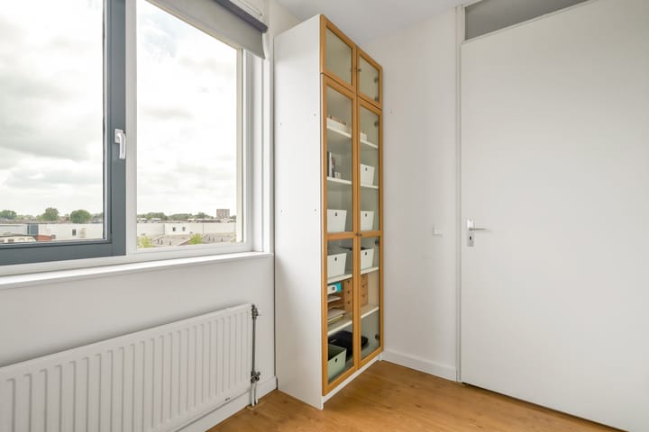 Photo 31 of Zuiderspoorstraat 75