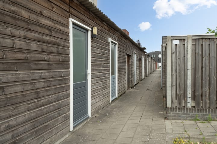 Photo 34 of Zuiderspoorstraat 75