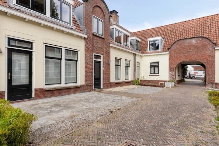 Foto 2 van Regthuyshof 5