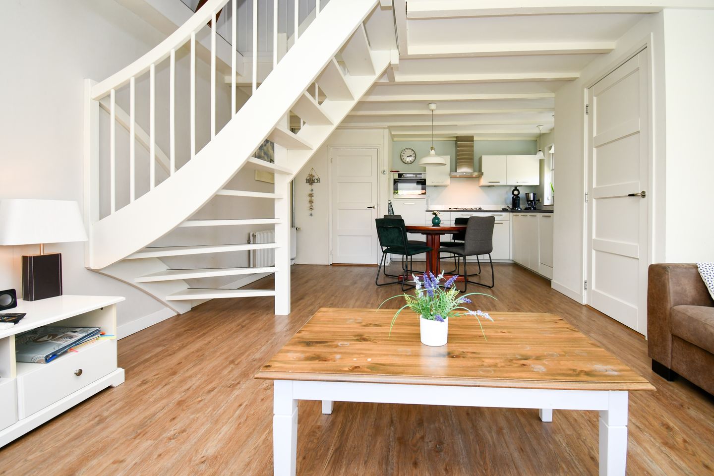 Foto 40 van Oosterburen 62