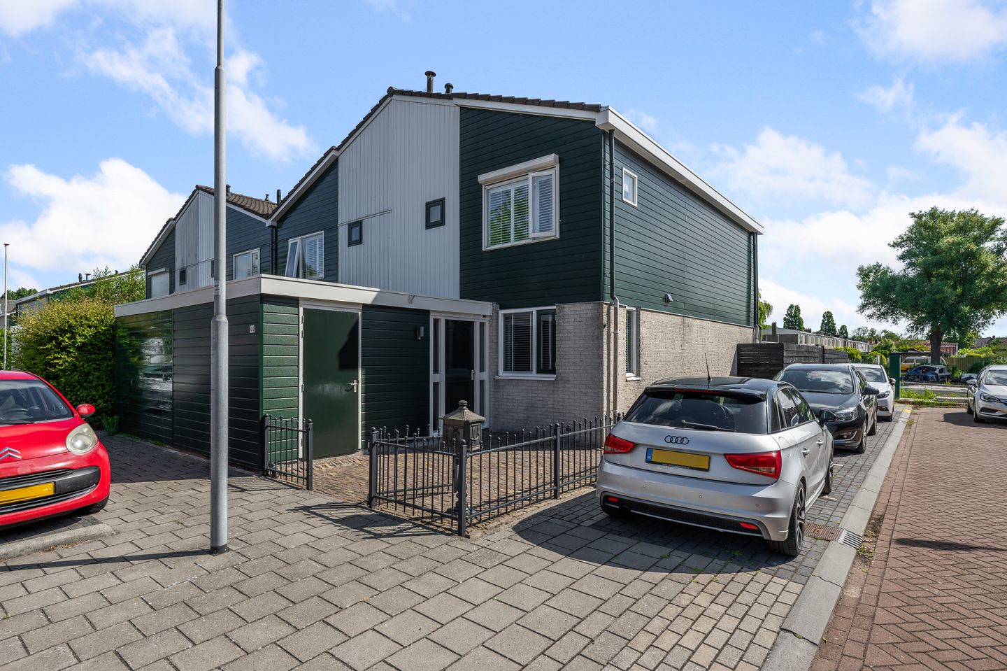 Foto 1 van De Palmboomstraat 44