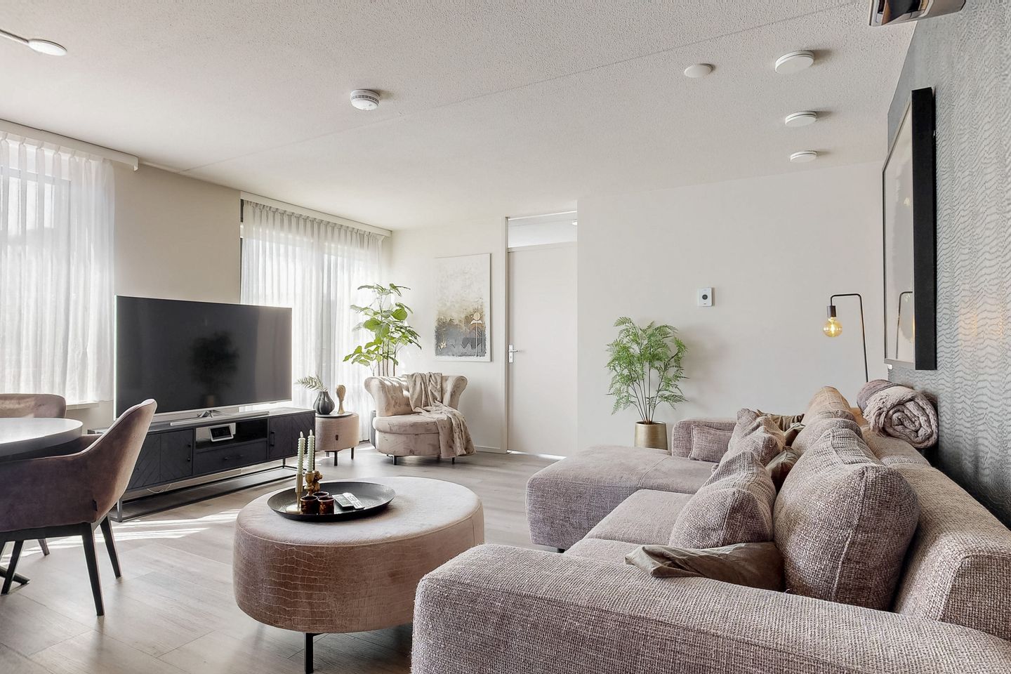 Photo 5 of Dorpsstraat 61-F