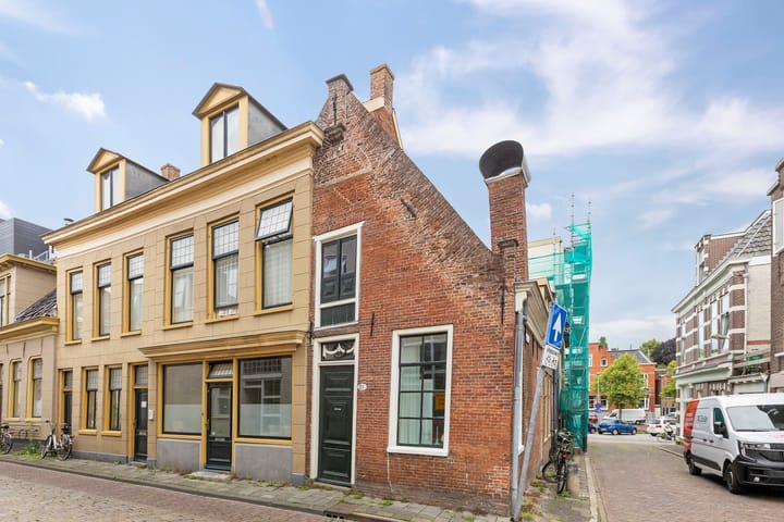 Foto 1 van Hardewikerstraat 31