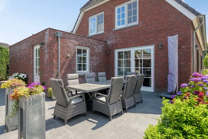 Foto 56 van Heisteeg 12