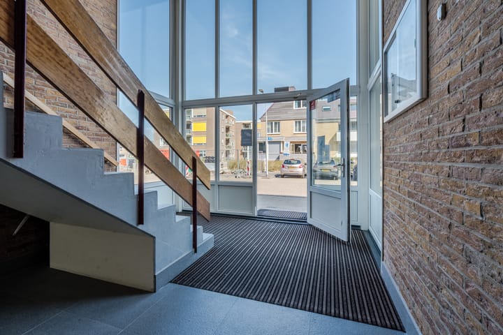 Foto 7 van Kennedyboulevard 182