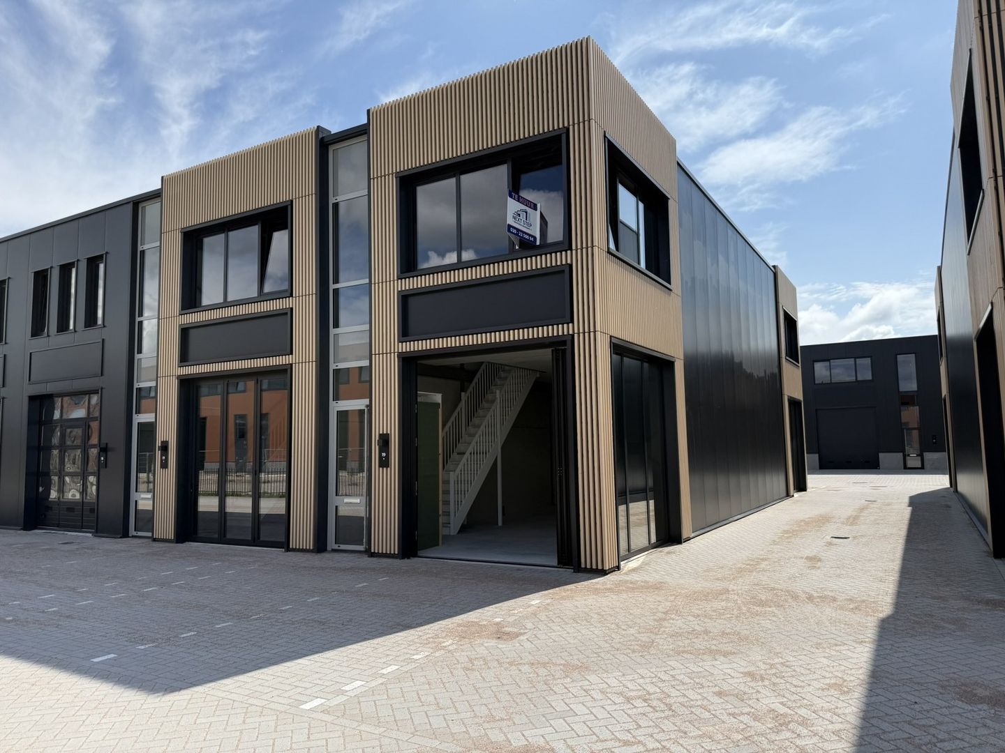 Bekijk foto 1 van Afmijnstraat 19