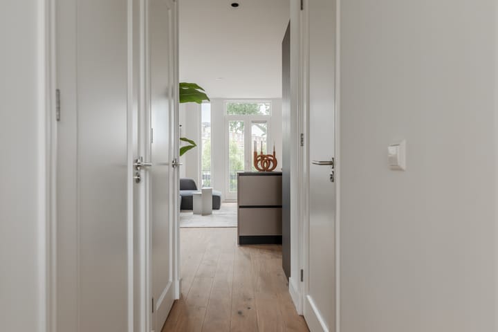 Foto 23 van Admiraal De Ruijterweg 95-D