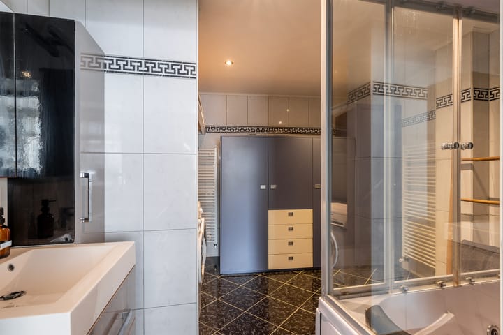 Foto 11 van Leliestraat 2