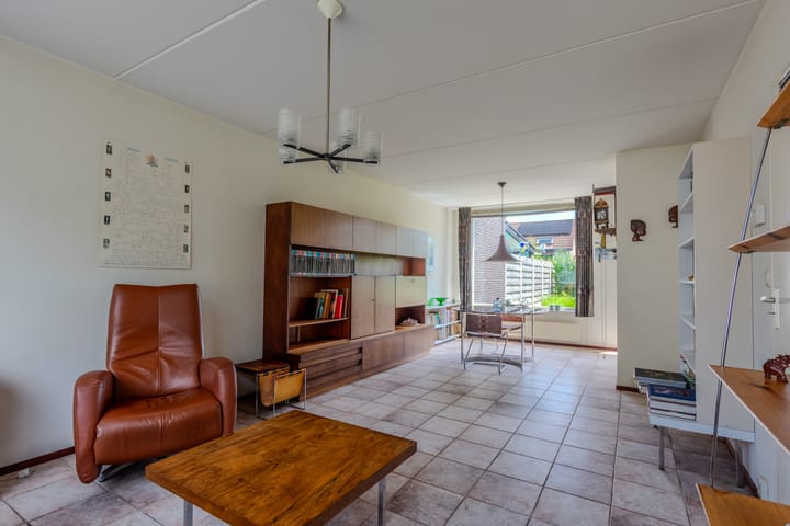 Photo 6 of Pontiaanstraat 12