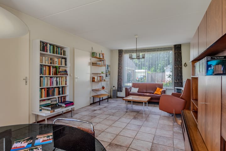 Photo 7 of Pontiaanstraat 12