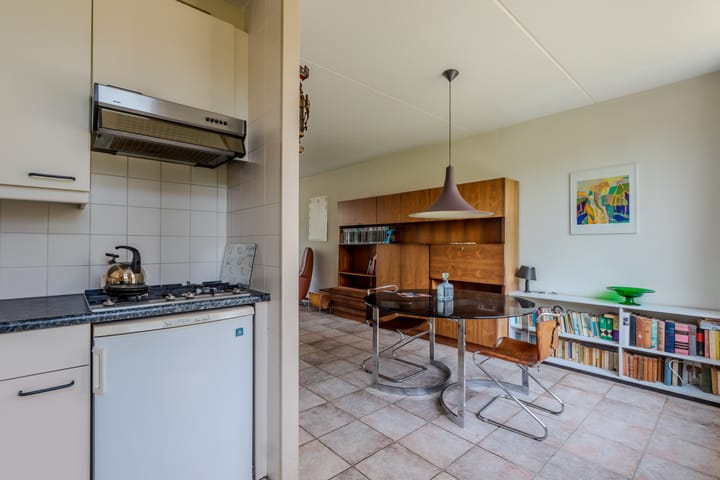 Photo 10 of Pontiaanstraat 12