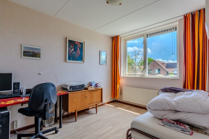 Photo 14 of Pontiaanstraat 12