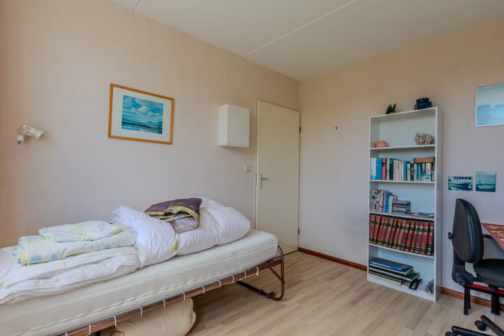 Photo 15 of Pontiaanstraat 12