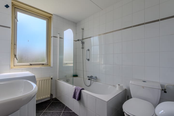 Photo 16 of Pontiaanstraat 12