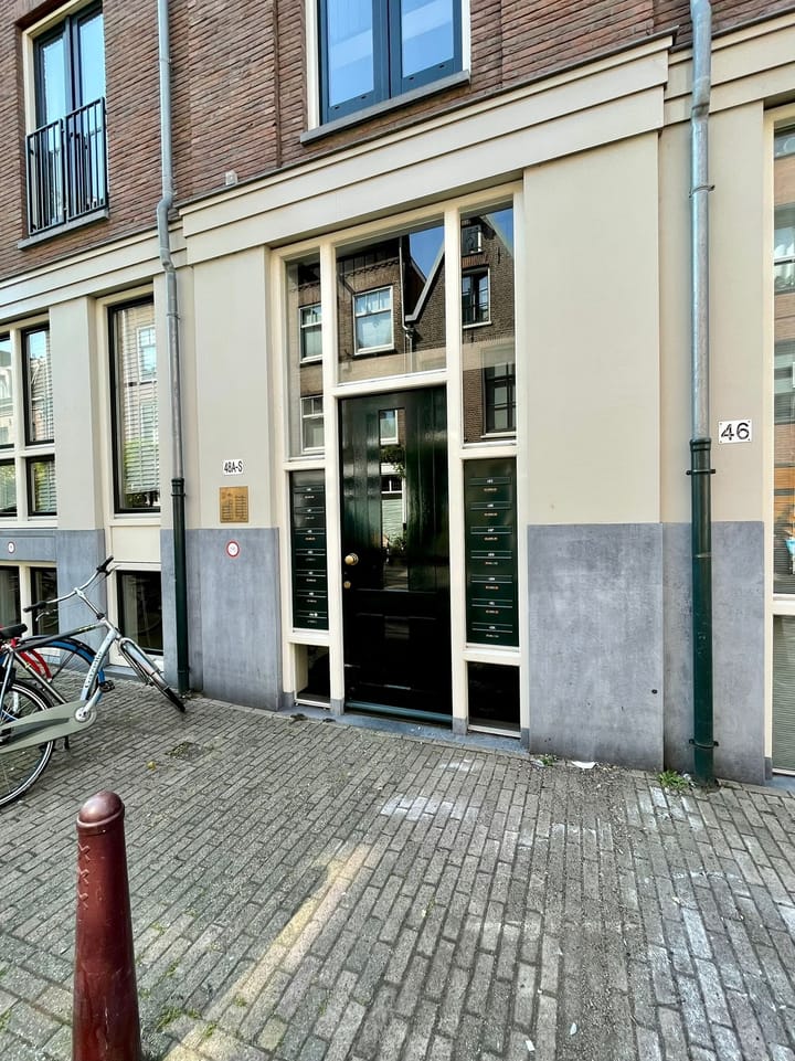 Photo 2 of Utrechtsedwarsstraat 48-A