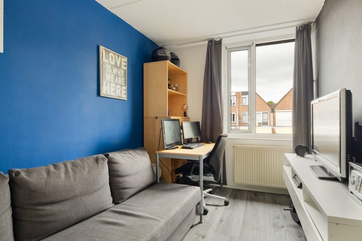 Foto 21 van Akkerwindeveld 4