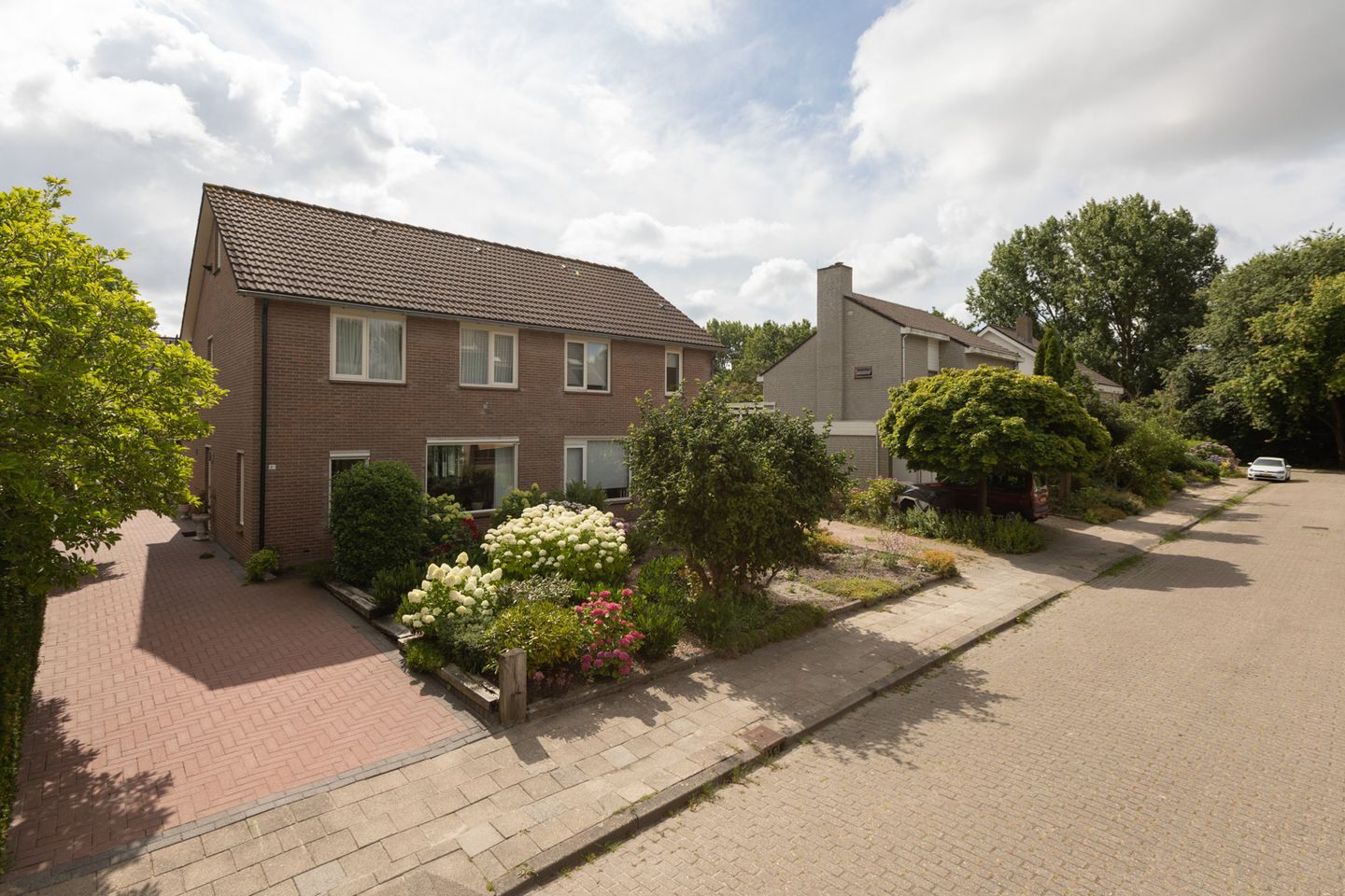 Foto 44 van Tomme 8-A