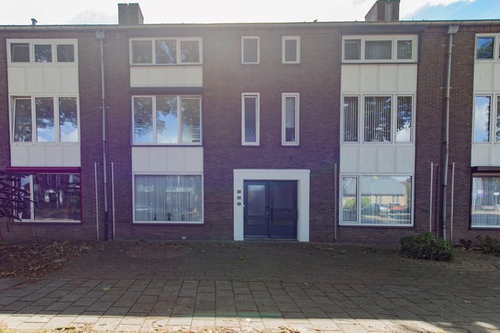 Photo 2 of Henri Hermanslaan 44