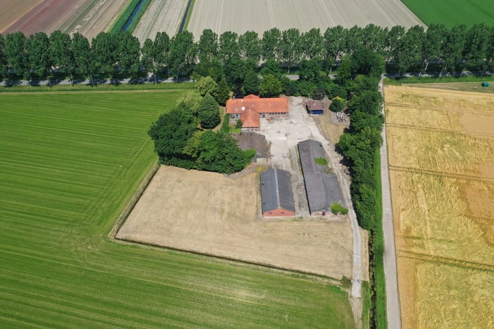 Photo 2 of Zwartemeerweg 12