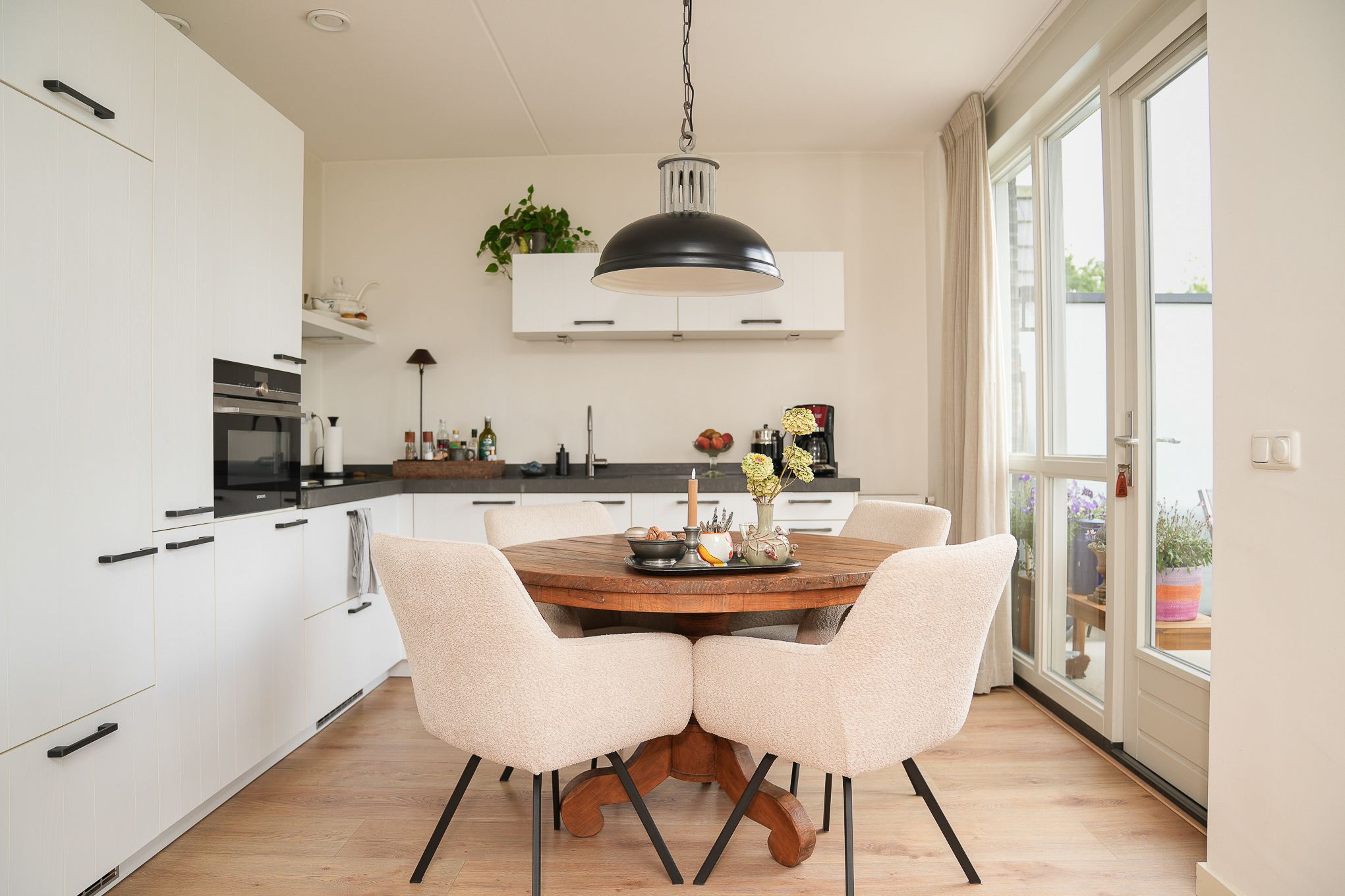 Foto 3 van Rijnstraat 8-D