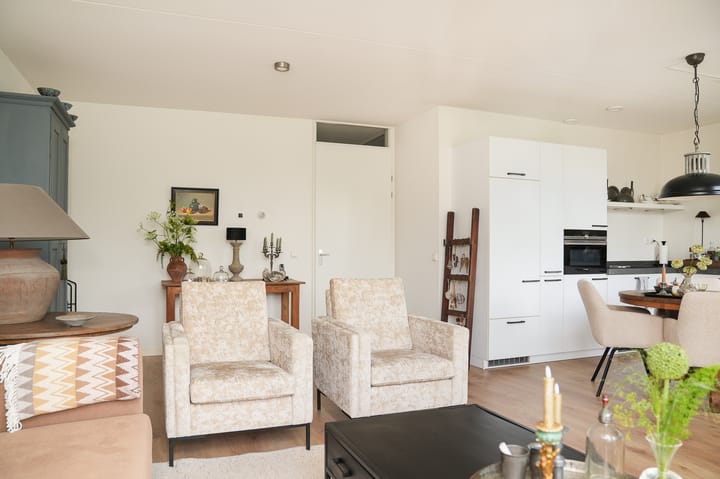 Photo 7 of Rijnstraat 8-D