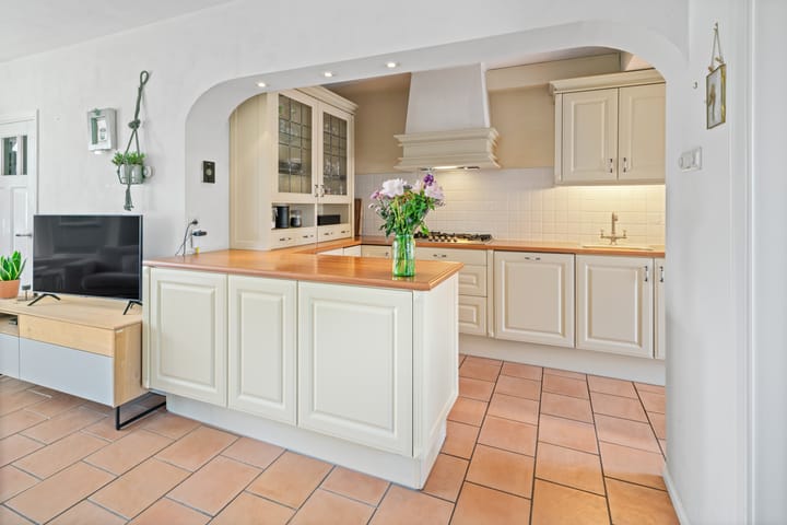 Foto 3 van Van Goghlaan 210