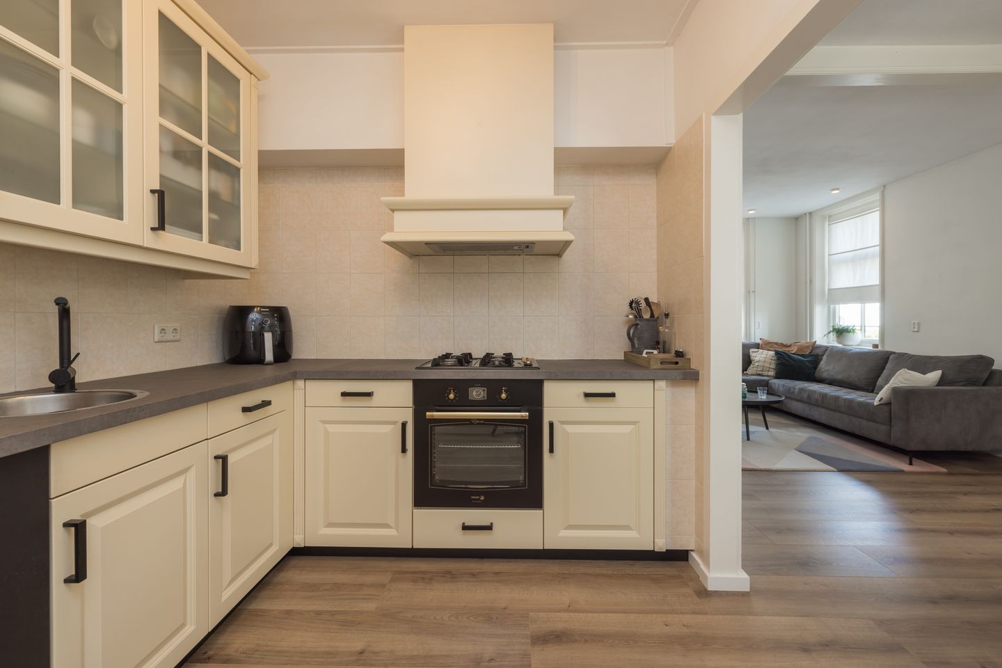 Foto 14 van Schoolstraat 19