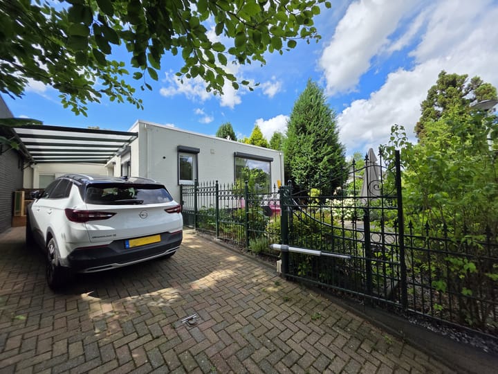 Foto 13 van Parallelweg 1-A