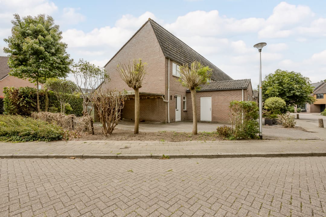 Foto 2 van Weegbree 47