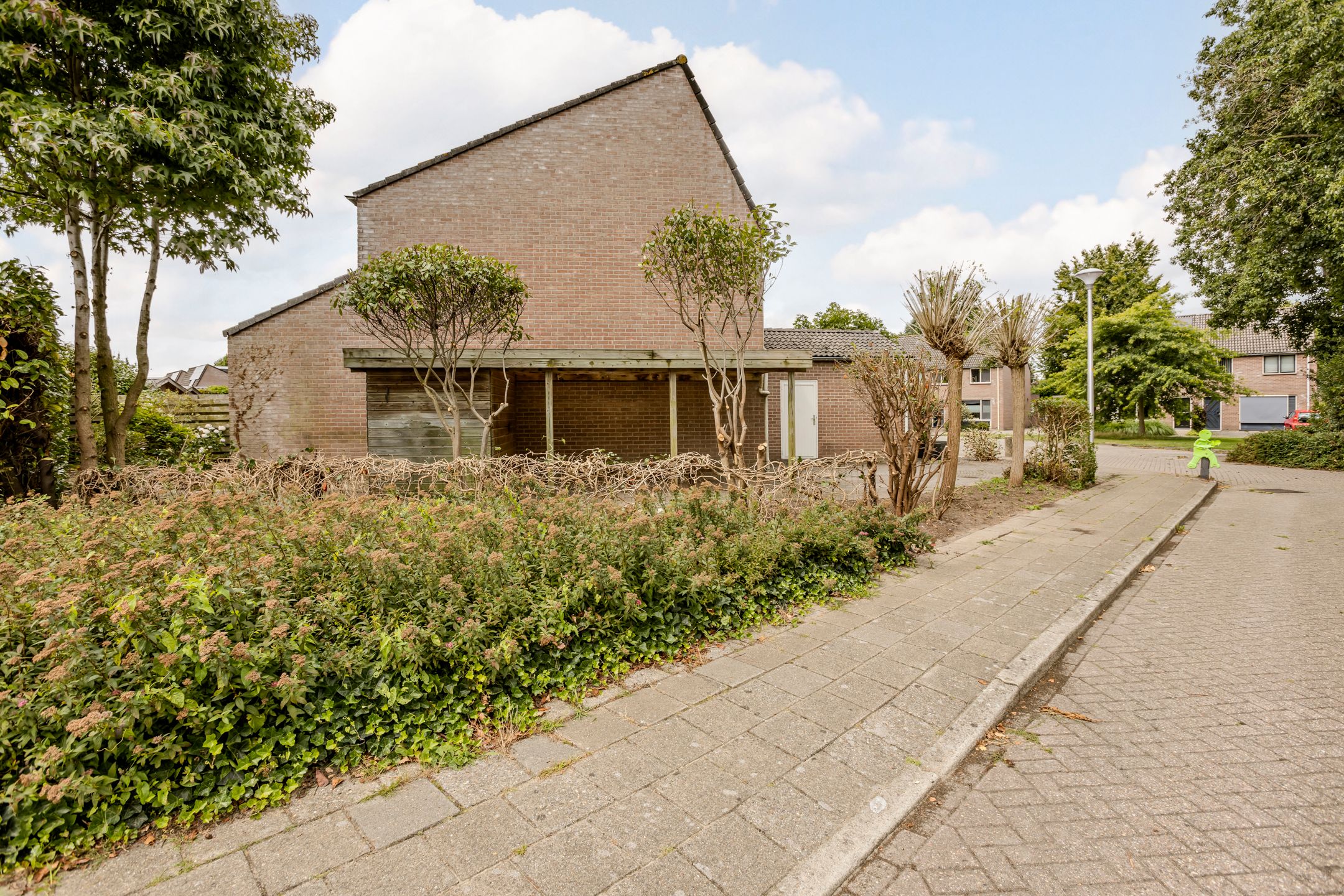 Foto 3 van Weegbree 47